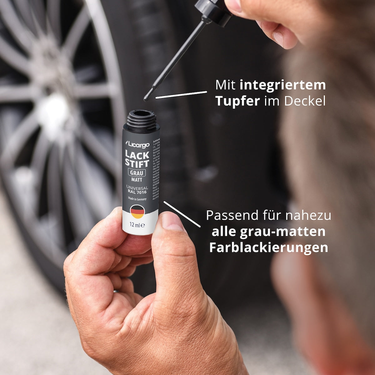 Integrierter Tupfer=>Für eine mühelose Anwendung ist im Deckel ein Tupfer integriert, mit dem selbst kleinste Stellen präzise behandelt werden können.