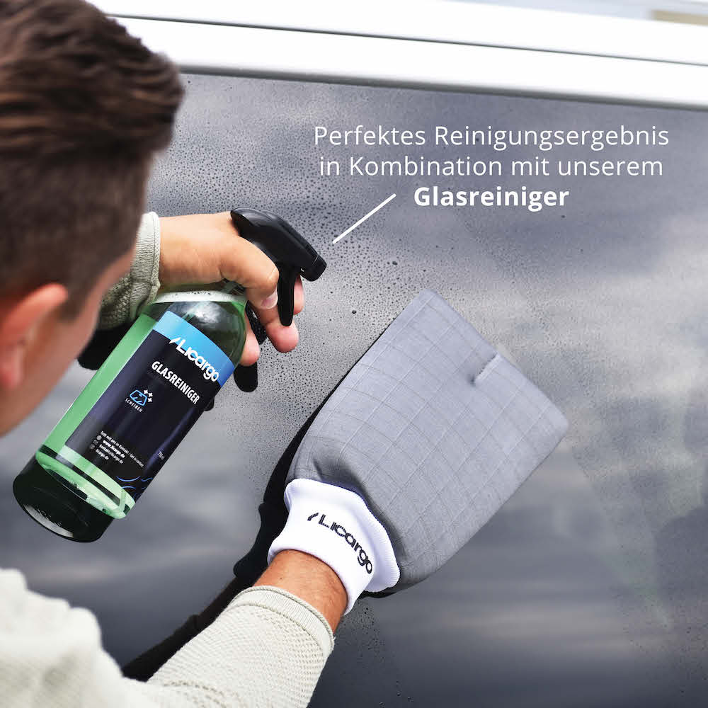 Perfekte Kombination=>In Verbindung mit dem unserem Glasreiniger entfernt der Handschuh selbst hartnäckige Verschmutzungen und sorgt für eine makellose, streifenfreie Glasreinigung.